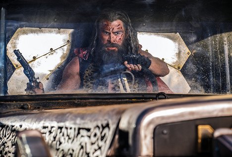Chris Hemsworth - Furiosa - Történet a Mad Maxből - Filmfotók