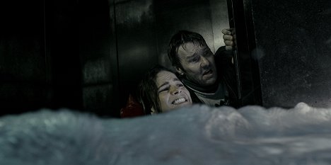 Alice Braga, Joel Edgerton - Temná hmota - Nemáš svůj svět - Z filmu