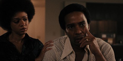 Tiffany Boone, André Holland - The Big Cigar - Guns and Matzah - De la película