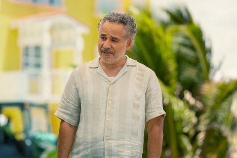 John Ortiz - Bad Monkey - Episode 1 - Filmfotos