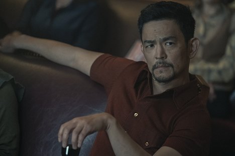 John Cho - The Sympathizer - Give Us Some Good Lines - Van film