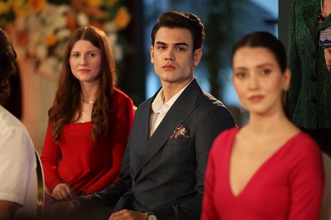 Atakan Hoşgören - Yalan - Episode 1 - Photos