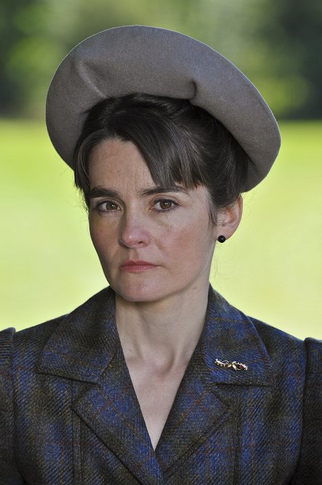 Shirley Henderson - Agatha Christie's Marple - Das Sterben in Wychwood - Werbefoto