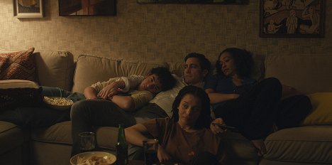 Jake Gyllenhaal, Ruth Negga - Présumé innocent - Bases Loaded - Film