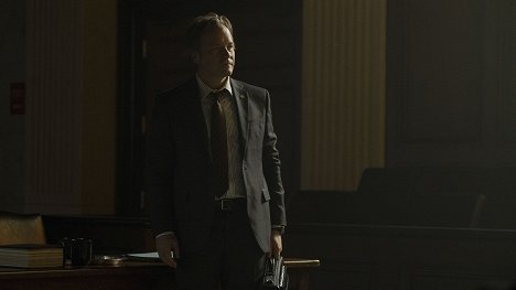 Peter Sarsgaard - Nedostatek důkazů - Břemeno - Z filmu