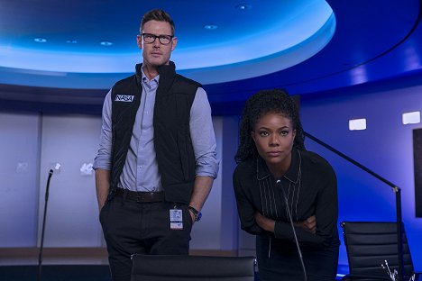 Tom Hopper, Gabrielle Union - Space Cadet - Van film