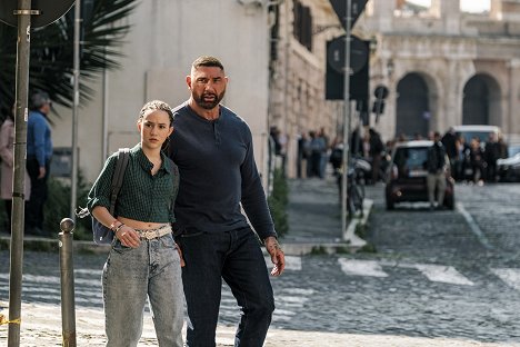 Chloe Coleman, Dave Bautista - My Spy: The Eternal City - Van film