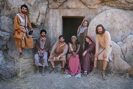 Austin Reed Alleman, Joey Vahedi, Paras Patel, Amber Shana Williams, Jordan Walker Ross, Elizabeth Tabish, Jonathan Roumie - The Chosen - The Last Sign - Tournage