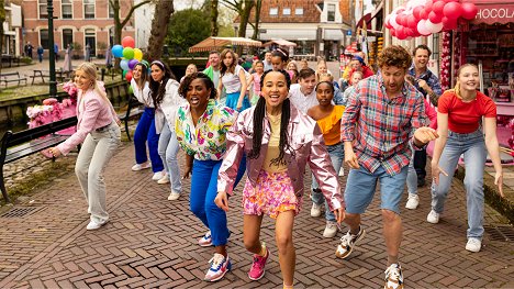 Edsilia Rombley, Esther Mbire, Pim Muda - Het Feest van Tante Rita 2 – De Chocobom - Film