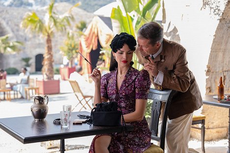 Eiza González, Til Schweiger - The Ministry of Ungentlemanly Warfare - Photos