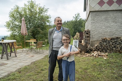 Miroslav Krobot, Vojtěch Veverka - Konec světa - Del rodaje