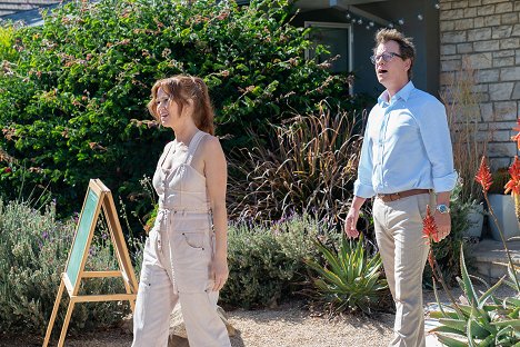 Isla Fisher, Greg Kinnear - The Present - Filmfotos