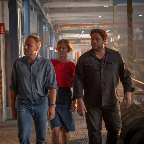 Max Riemelt, Sandra Hüller, Ronald Zehrfeld - Zwei zu Eins - Van film