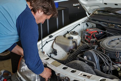 Teemu Selänne - Top Gear Suomi - Photos