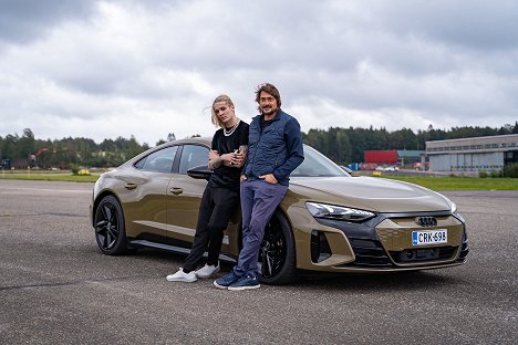 Joel Hokka, Teemu Selänne - Top Gear Suomi - Promokuvat