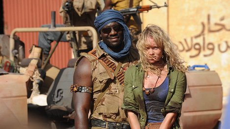 Adewale Akinnuoye-Agbaje, Laura Haddock - Strike Back - Die Killermiliz - Teil 1 - Filmfotos