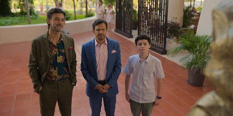 Rafael Cebrián, Eugenio Derbez, Raphael Alejandro - Acapulco - Video zabilo rozhlasovou hvězdu - Z filmu