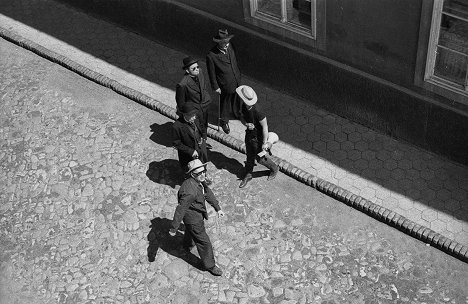 László Ranódy, Gyula Gózon, Zoltán Latinovits, László Mensáros - The Golden Kite - Making of