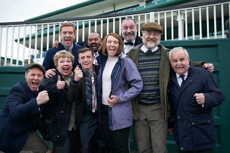 Di Botcher, Damian Lewis, Darren Evans, Asheq Akhtar, Toni Collette, Owen Teale, Anthony O'Donnell - Dream Horse - Making of