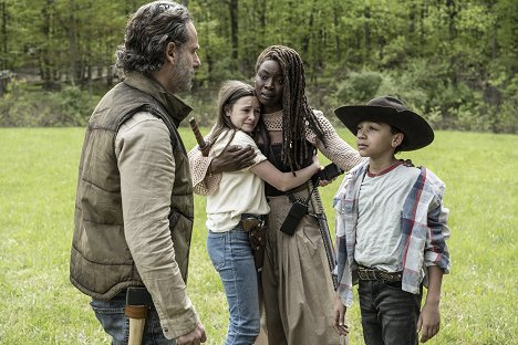 Andrew Lincoln, Cailey Fleming, Danai Gurira, Antony Azor - The Walking Dead: The Ones Who Live - The Last Time - Z filmu