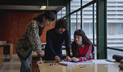 Isabel Peña, Pedro Martín Calero, Ester Expósito - The Wailing - Making of