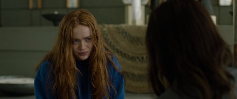 Sadie Sink - A Sacrifice - Filmfotók