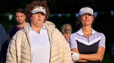 Thekla Viloo Fliesberg, Marie Burchard - Vraždy mezi muškáty - Minigolf Mafia - Z filmu