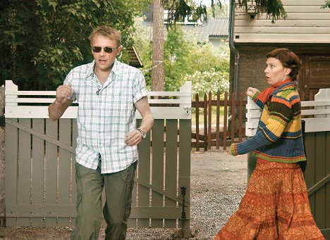 Ilkka Heiskanen, Ona Kamu - Harvoin tarjolla - Viini-ihmiset ja pyörätuoli-ihmiset - Photos