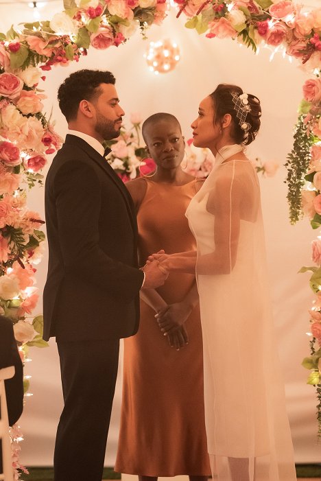 Osiyolik ayollarga qarash