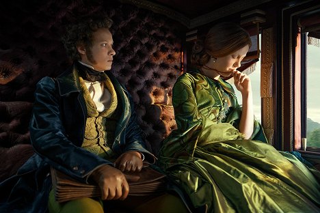 Felix Kammerer, Mia Goth - Frankenstein - Film