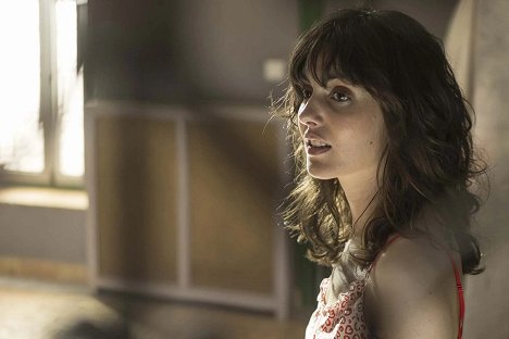 Claire Chust | Gallery - Photos | FilmBooster.co.uk