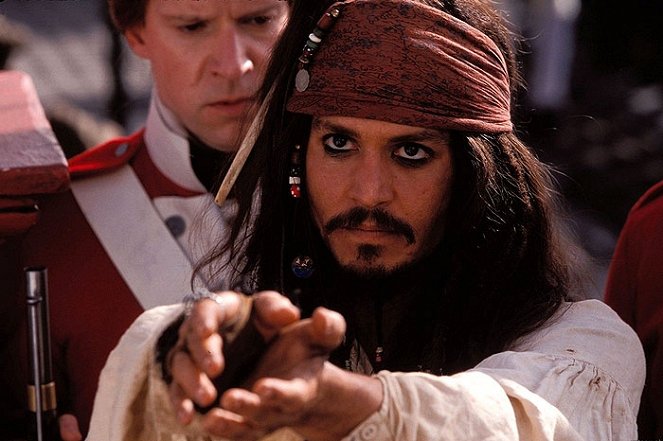 Piraci z Karaibów: Klątwa Czarnej Perły - Z filmu - Johnny Depp