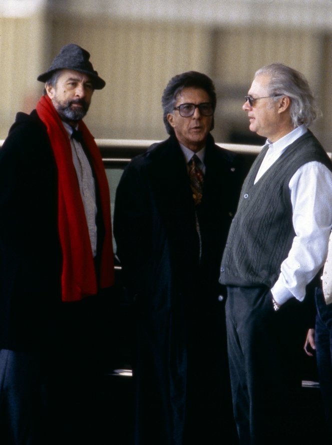 Vrtěti psem - Z natáčení - Robert De Niro, Dustin Hoffman, Barry Levinson