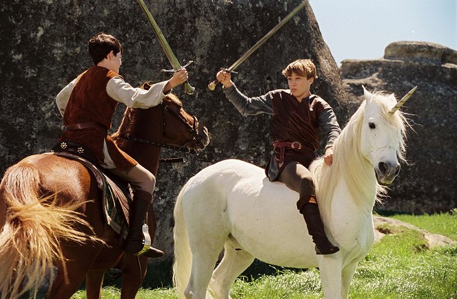 The Chronicles of Narnia: The Lion, the Witch and the Wardrobe - Photos - Skandar Keynes, William Moseley
