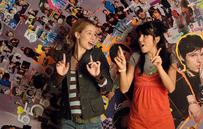 Taking 5 - Do filme - Alona Tal, Daniella Monet