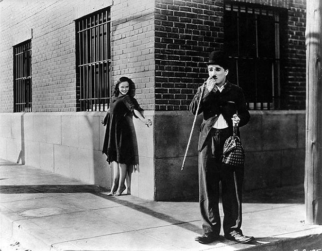 Moderní doba - Z filmu - Paulette Goddard, Charlie Chaplin