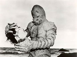 The Monster of Piedras Blancas - Z filmu