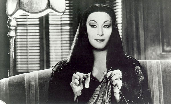 Die Addams Family in verrückter Tradition - Filmfotos - Anjelica Huston