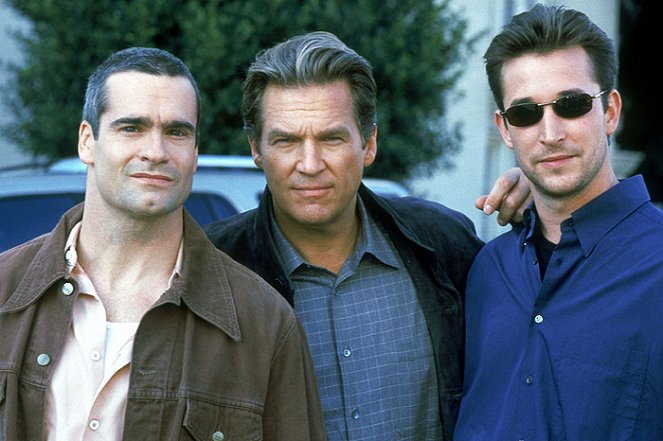 Scenes of the Crime - Van film - Henry Rollins, Jeff Bridges, Noah Wyle