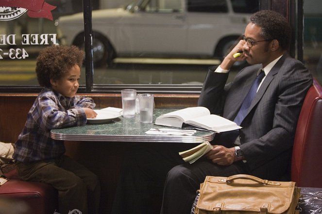 The Pursuit of Happyness - Photos - Jaden Smith, Will Smith