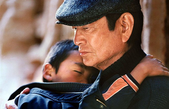 La búsqueda (Un largo y doloroso camino) - De la película - Ken Takakura