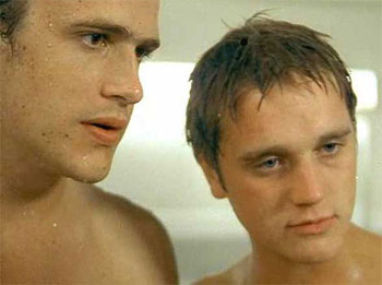 Luzacy - Z filmu - Jason Segel, Devon Sawa