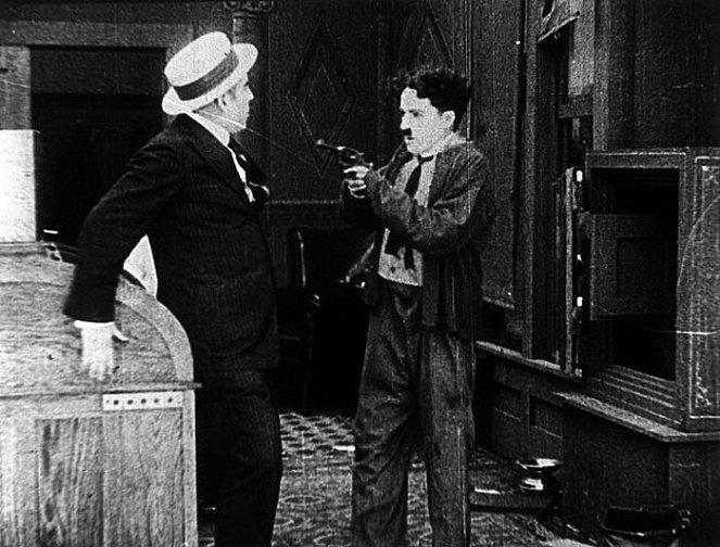 The New Janitor - Filmfotos - Charlie Chaplin