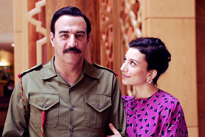House of Saddam - Episode 2 - Promokuvat - Igal Naor, Agni Scott