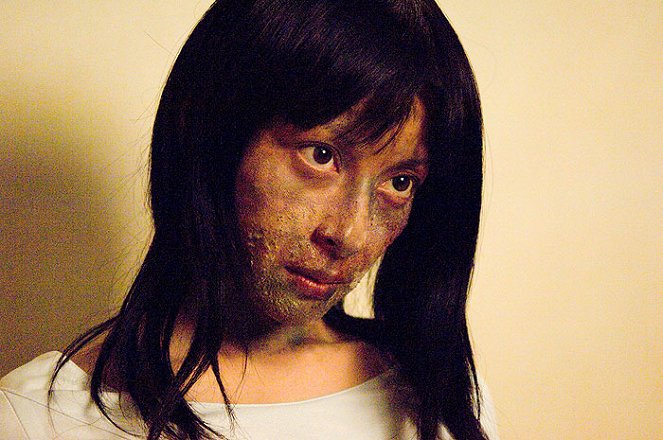 Retratos del más allá - De la película - Megumi Okina