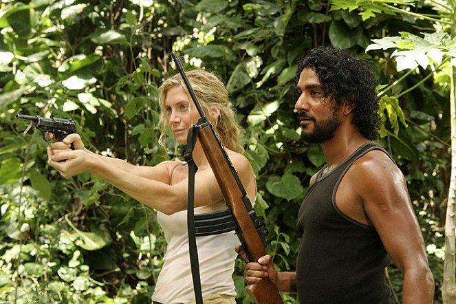 Lost - Eltűntek - Filmfotók - Elizabeth Mitchell, Naveen Andrews