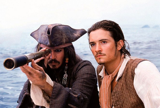 Pirates des Caraïbes : La Malédiction du Black Pearl - Johnny Depp, Orlando Bloom