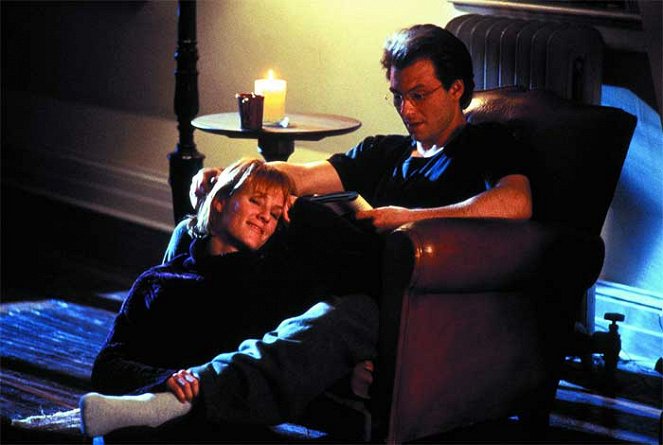 Bed of Roses - Van film - Mary Stuart Masterson, Christian Slater