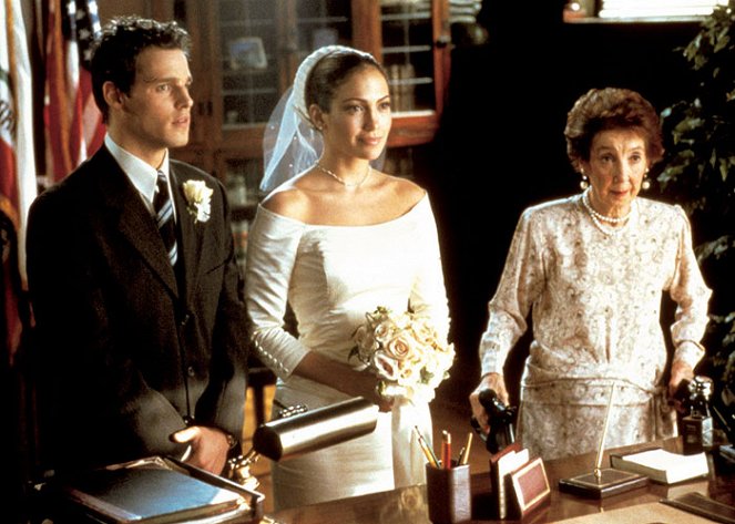 Svatby podle Mary - Z filmu - Justin Chambers, Jennifer Lopez, Frances Bay
