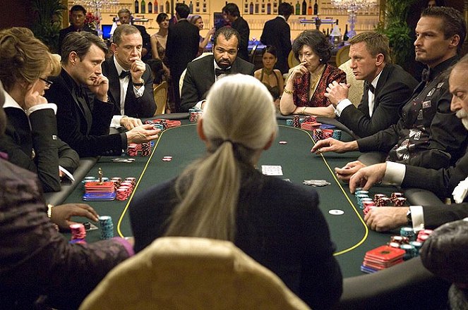 James Bond: Casino Royale - Filmfotók - Mads Mikkelsen, Jeffrey Wright, Daniel Craig
